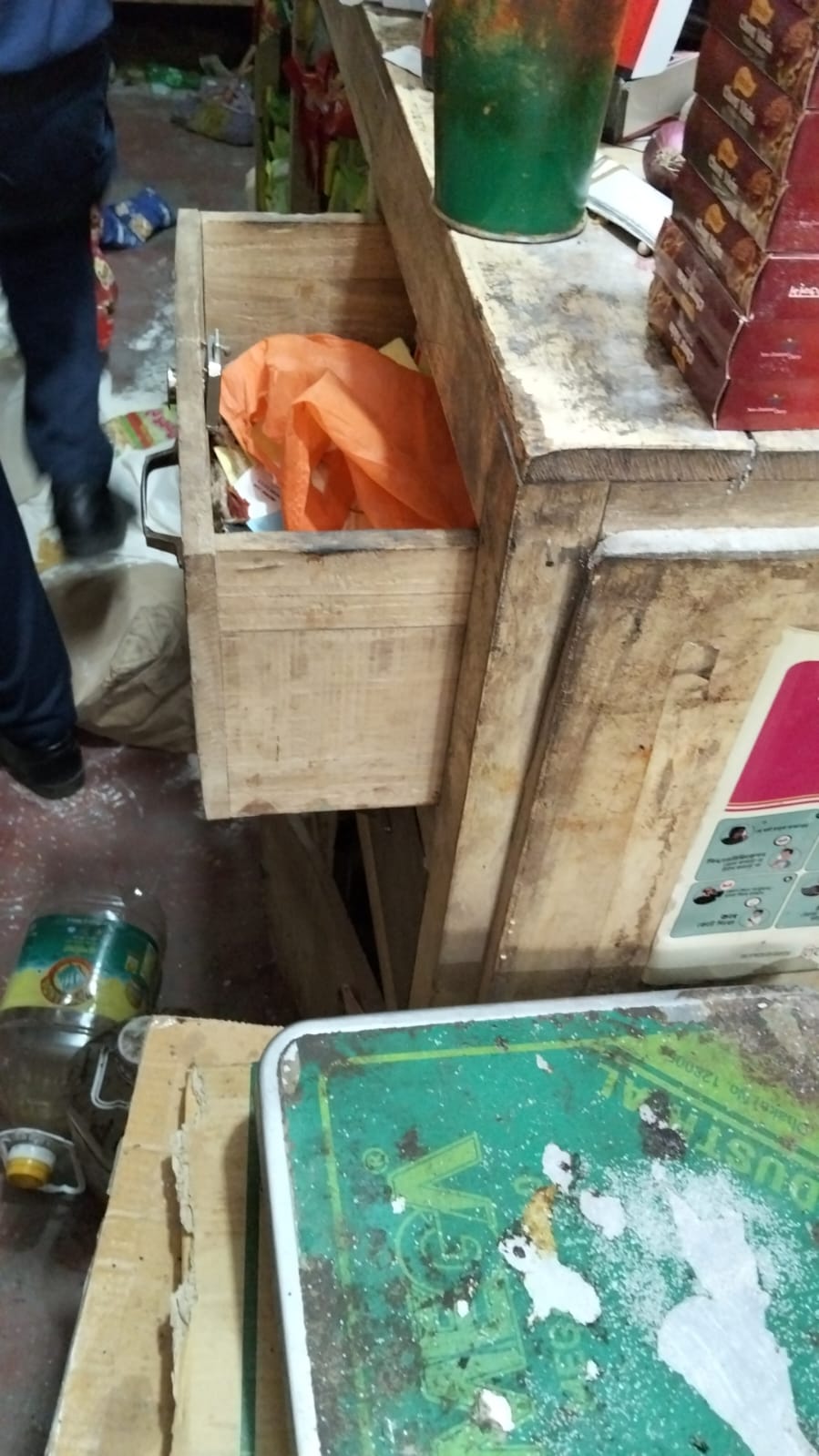 হাটহাজারীতে চায়না-বাংলাদেশ ফ্রেন্ডশিপ জেনারেল হাসপাতালের স্থান পরিদর্শন স্বাস্থ্য উপদেষ্টার