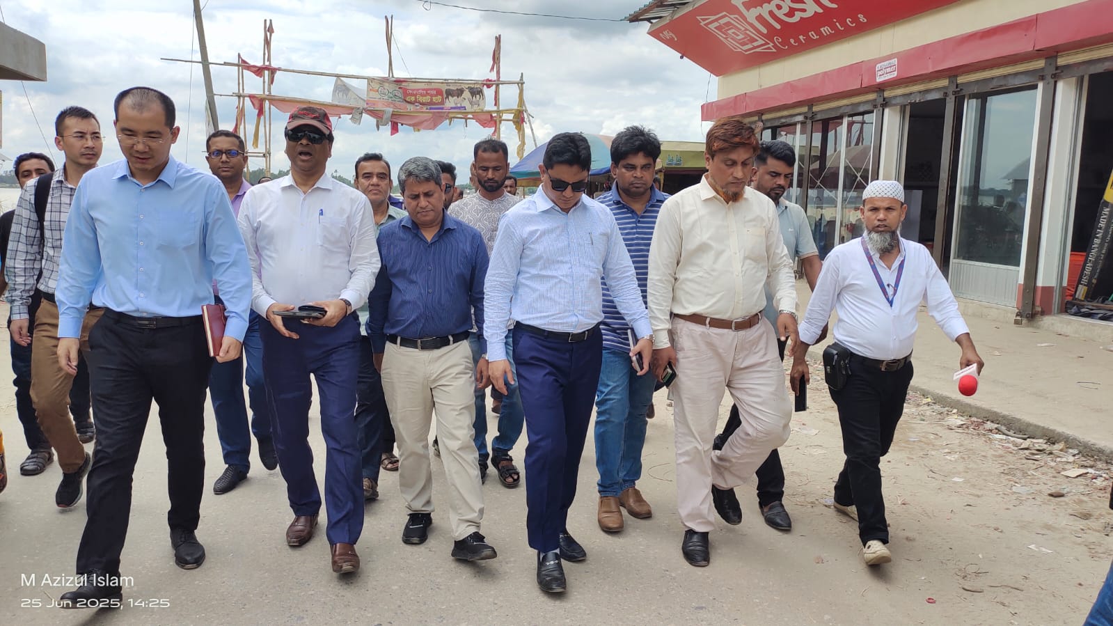 রায়পুরায় মেঘনা সেতু নির্মাণের প্রয়োজনীয়তা যাচাই করতে পরিদর্শনে চাইনিজ ইঞ্জিনিয়ারিং টিম