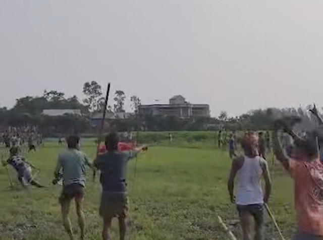 নাসিরনগরে শসা খাওয়াকে কেন্দ্র করে সংঘর্ষ আহত শতাধিক