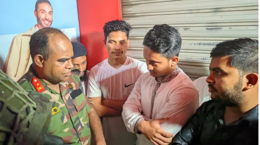 রংপুরে বৈষম্যবিরোধী দুই নেতাকে সেনাবাহিনীর জিজ্ঞাসাবাদ ছুটে এলেন সারজিস