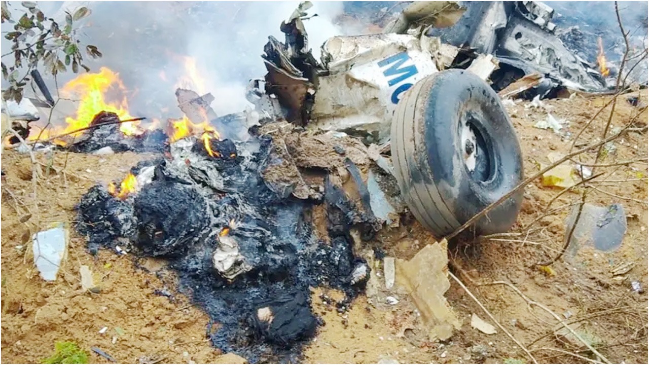 কেনিয়ায় যাত্রীবাহী বিমান বিধ্বস্ত, ১২ যাত্রীর প্রাণহানির শঙ্কা