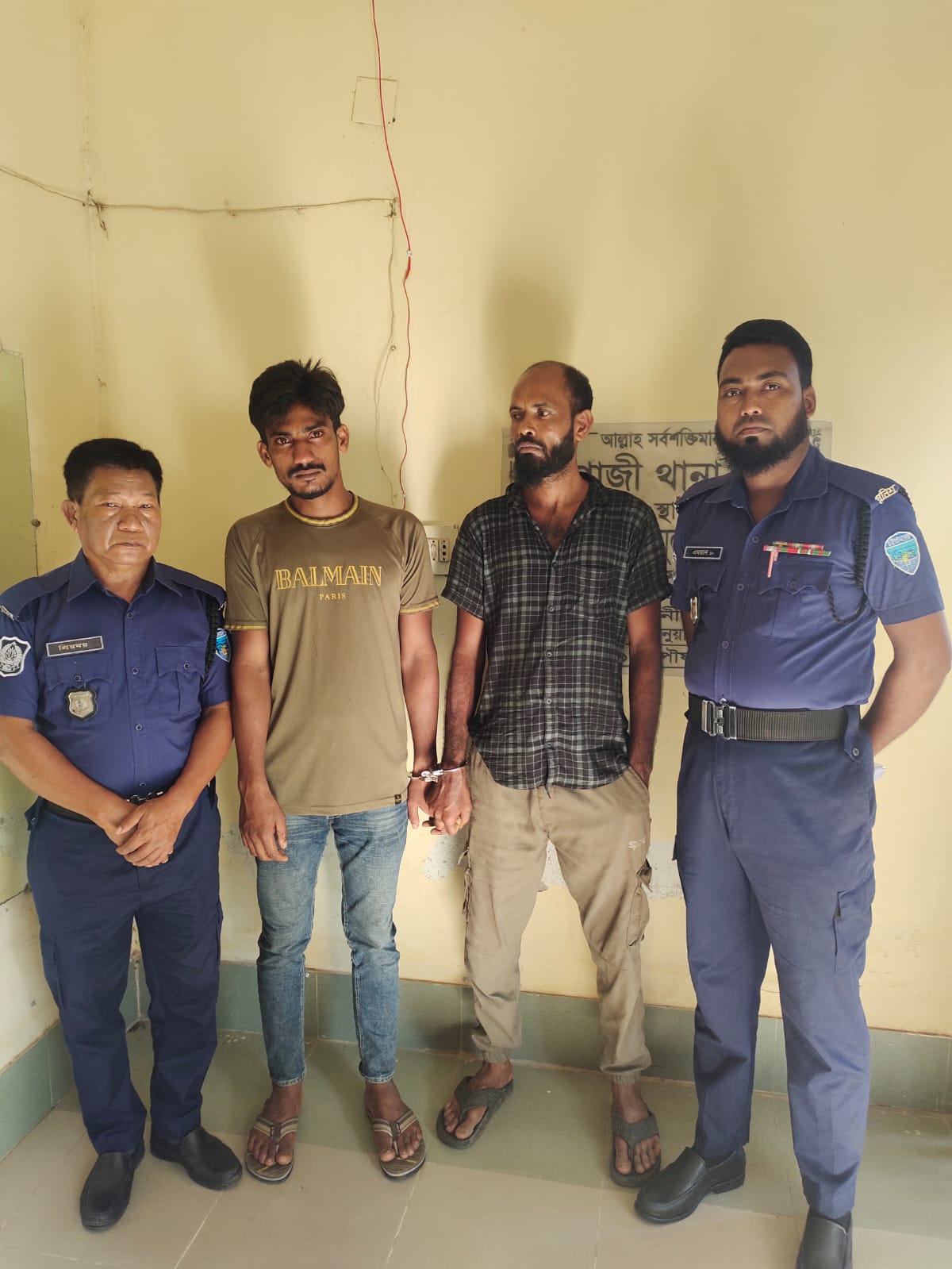 সিসিটিভির সূত্র ধরে ফুলগাজীতে গরু চুরির ঘটনায় মূল চোর ও গরু ক্রেতা গ্রেফতার