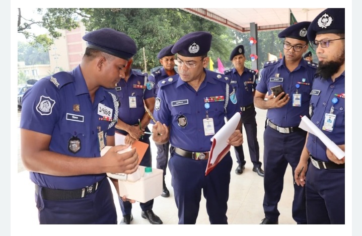 ফরিদপুরে পুলিশের বিভাগীয় পদোন্নতি পরীক্ষা অনুষ্ঠিত