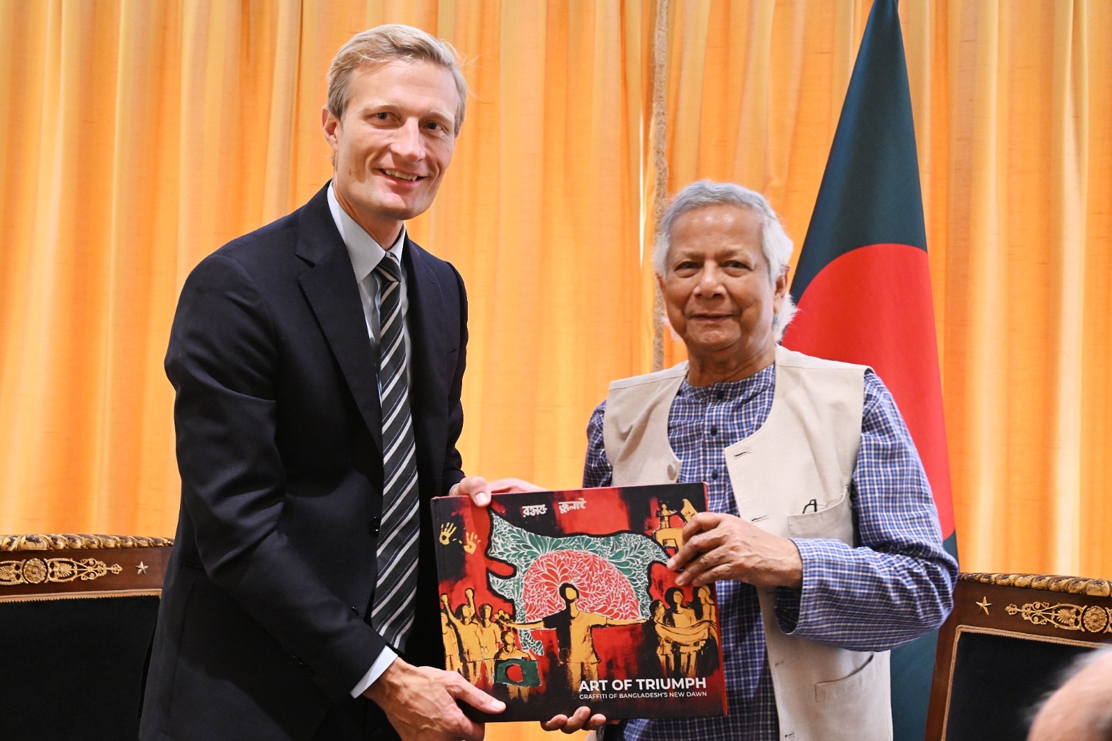 রোহিঙ্গা সংকট ও স্কুল ফিডিং কর্মসূচি নিয়ে প্রধান উপদেষ্টার সঙ্গে ডব্লিউএফপি প্রধানের বৈঠক