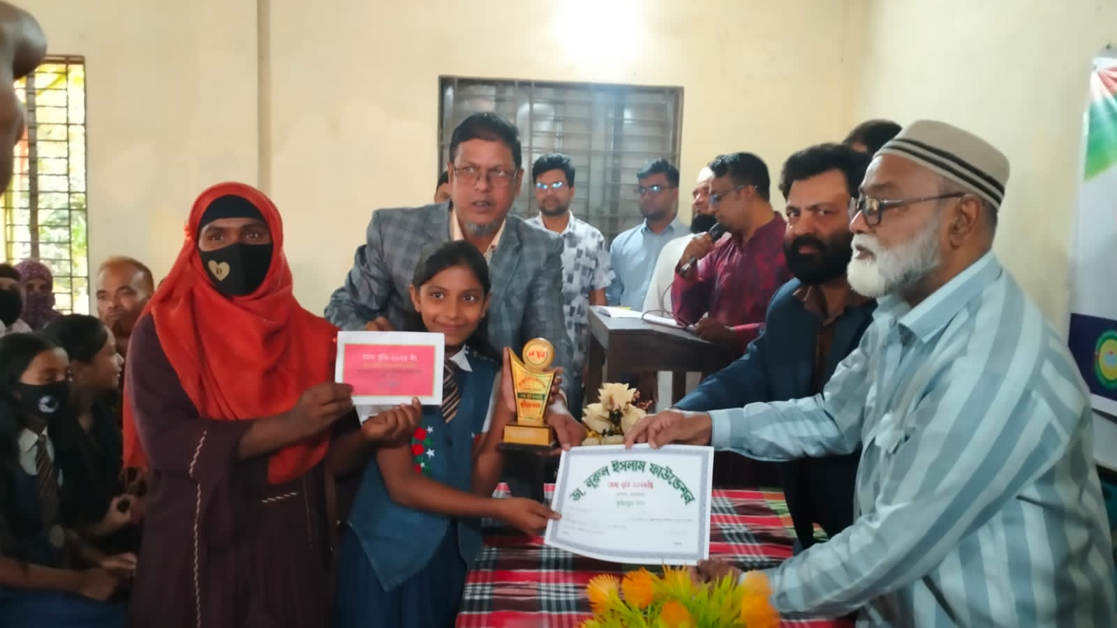 মেলান্দহে ডাঃ নুরুল ইসলাম ফাউন্ডেশন এর উদ্যোগে কৃত্রি ছাত্র -ছাত্রীদের মাঝে বৃত্তি প্রদান অনুষ্ঠিত