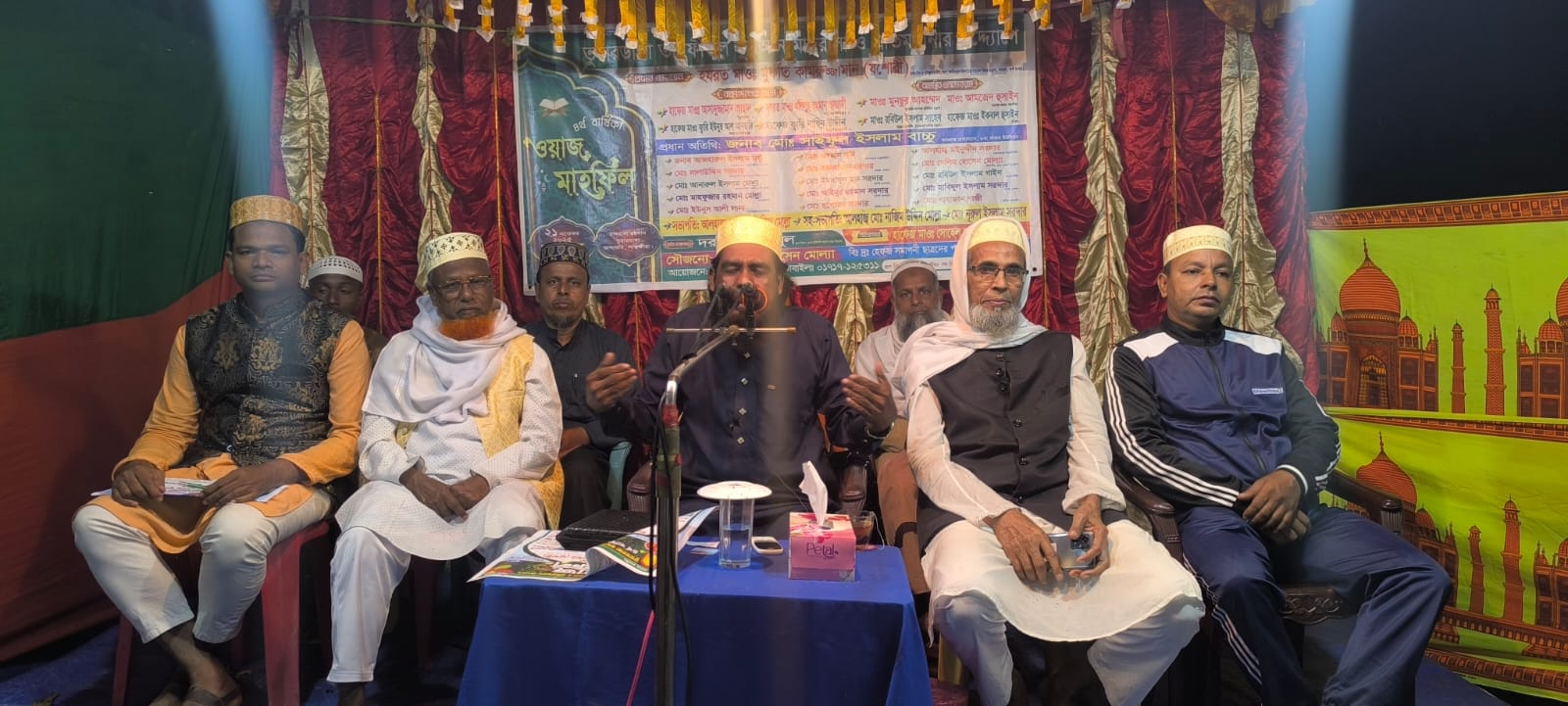 সাতক্ষীরার তুয়াডাঙ্গায় বার্ষিক ওয়াজ মাহফিল অনুষ্ঠিত