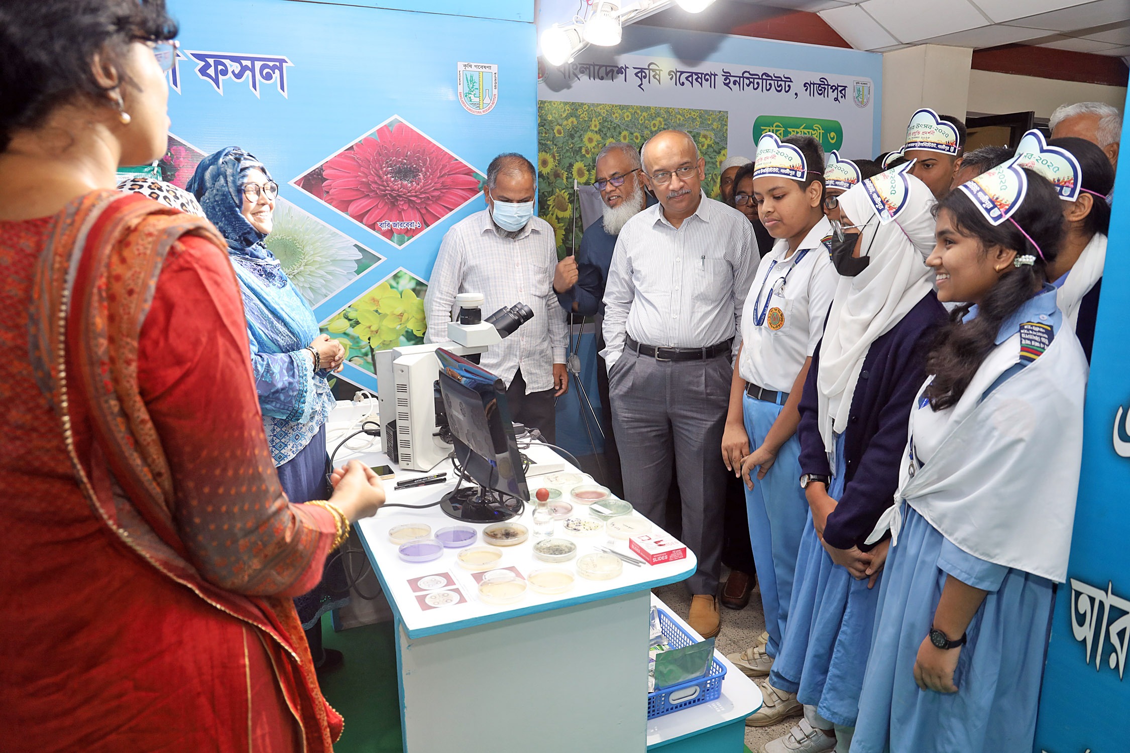 গাজীপুরে তারুণ্যের উৎসবে বারি’র প্রযুক্তি প্রদর্শনী এবং কর্মশালা