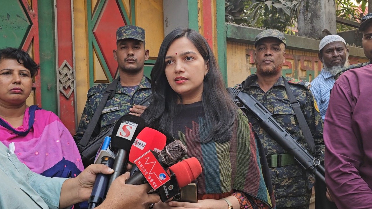 গাজীপুরের কাশিমপুরে অবৈধ গ্যাস সংযোগ বিচ্ছিন্নকরণ অভিযান