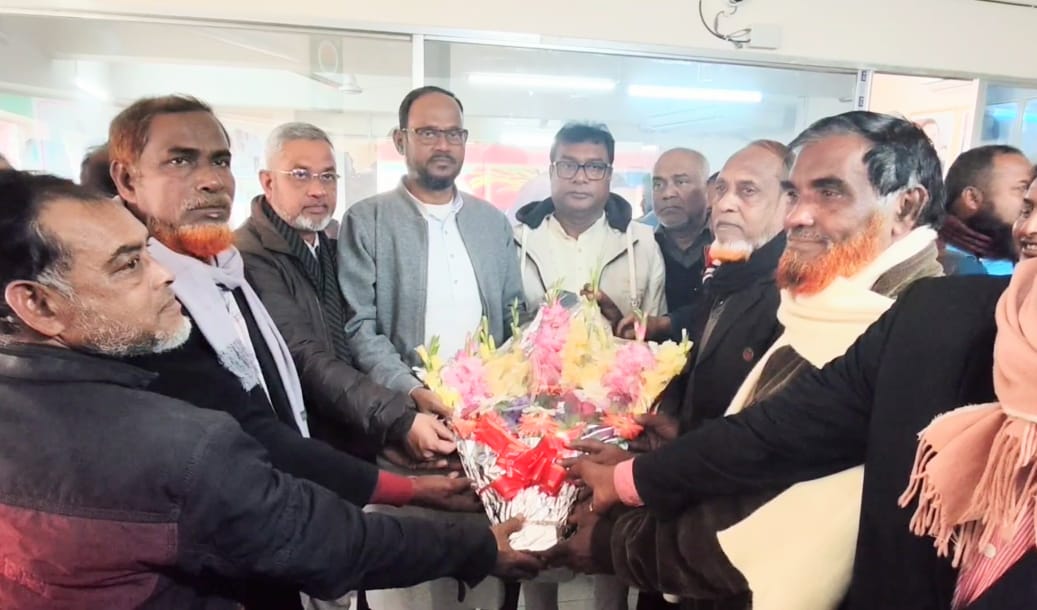 টাঙ্গাইলে টুকুর হাত ধরে বিএনপিতে যোগ দিলেন জাতীয় পার্টির অর্ধশতাধিক নেতাকর্মী