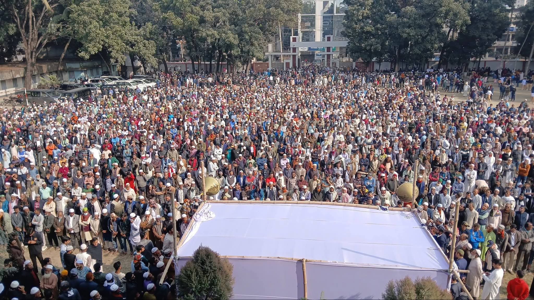 টাঙ্গাইলে সাবেক স্বরাষ্ট্রমন্ত্রী ও বিএনপির ভাইস চেয়ারম্যান মাহমুদুল হাসানের জানাজা সম্পন্ন